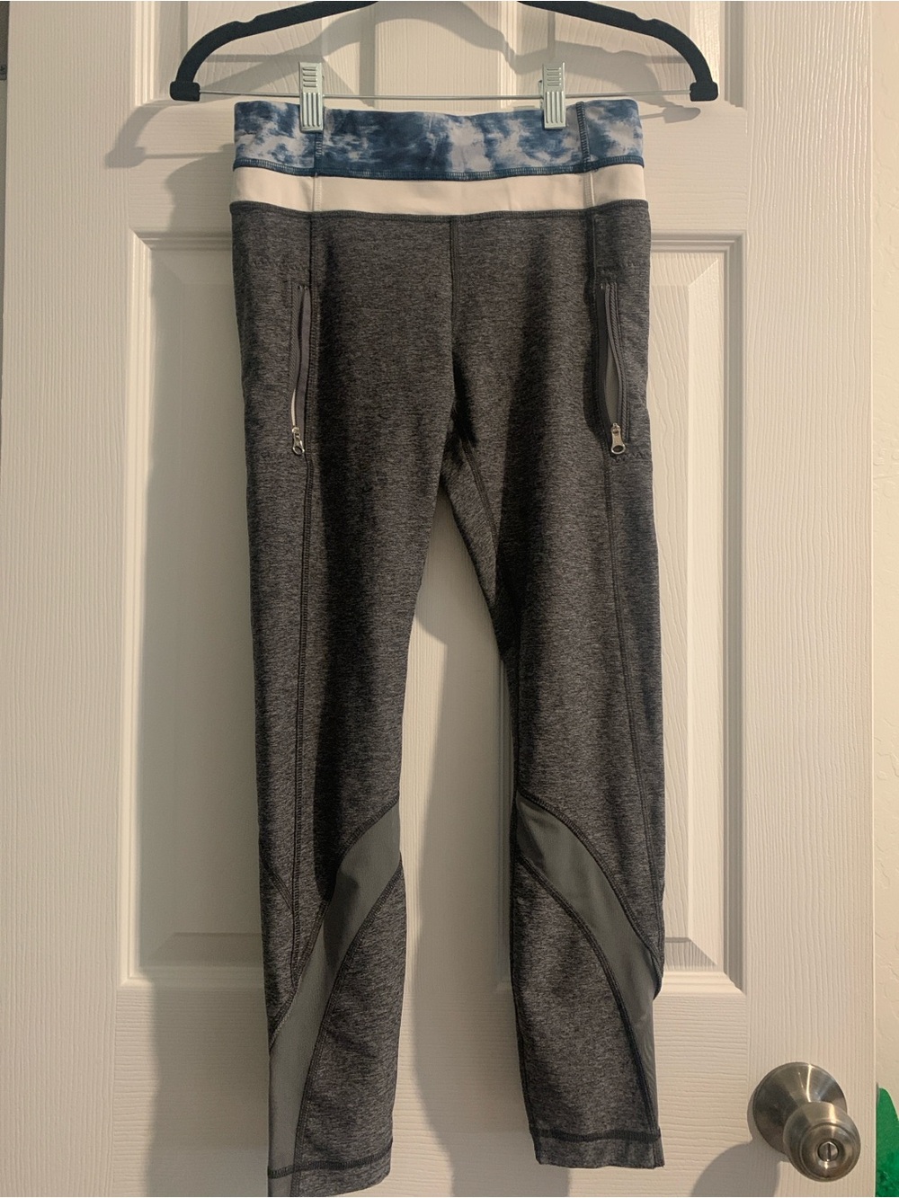 Lululemon Athletica Gray Leggings with Blue Tie-Dye Waistband
